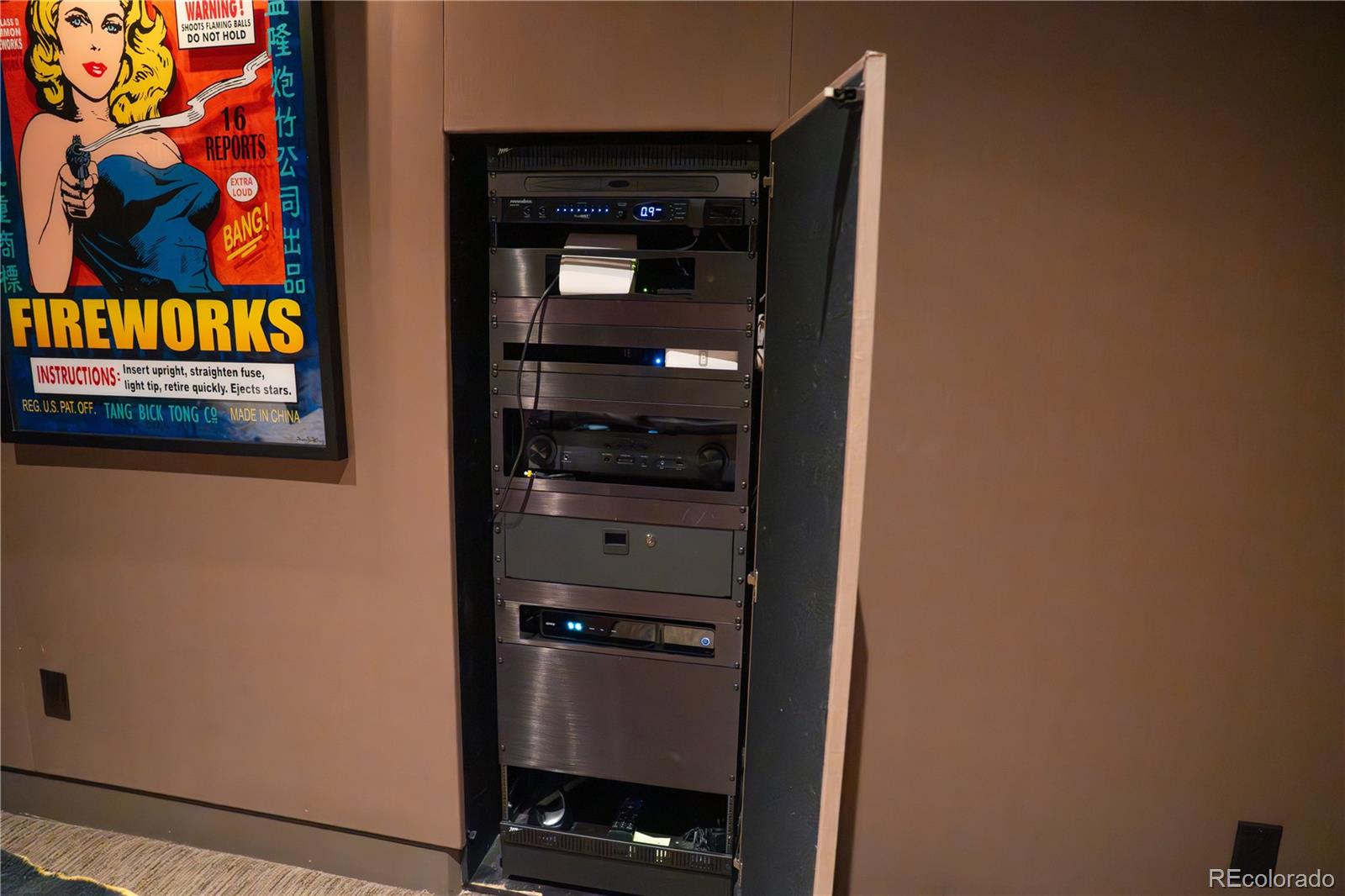 190 S Glencoe Street