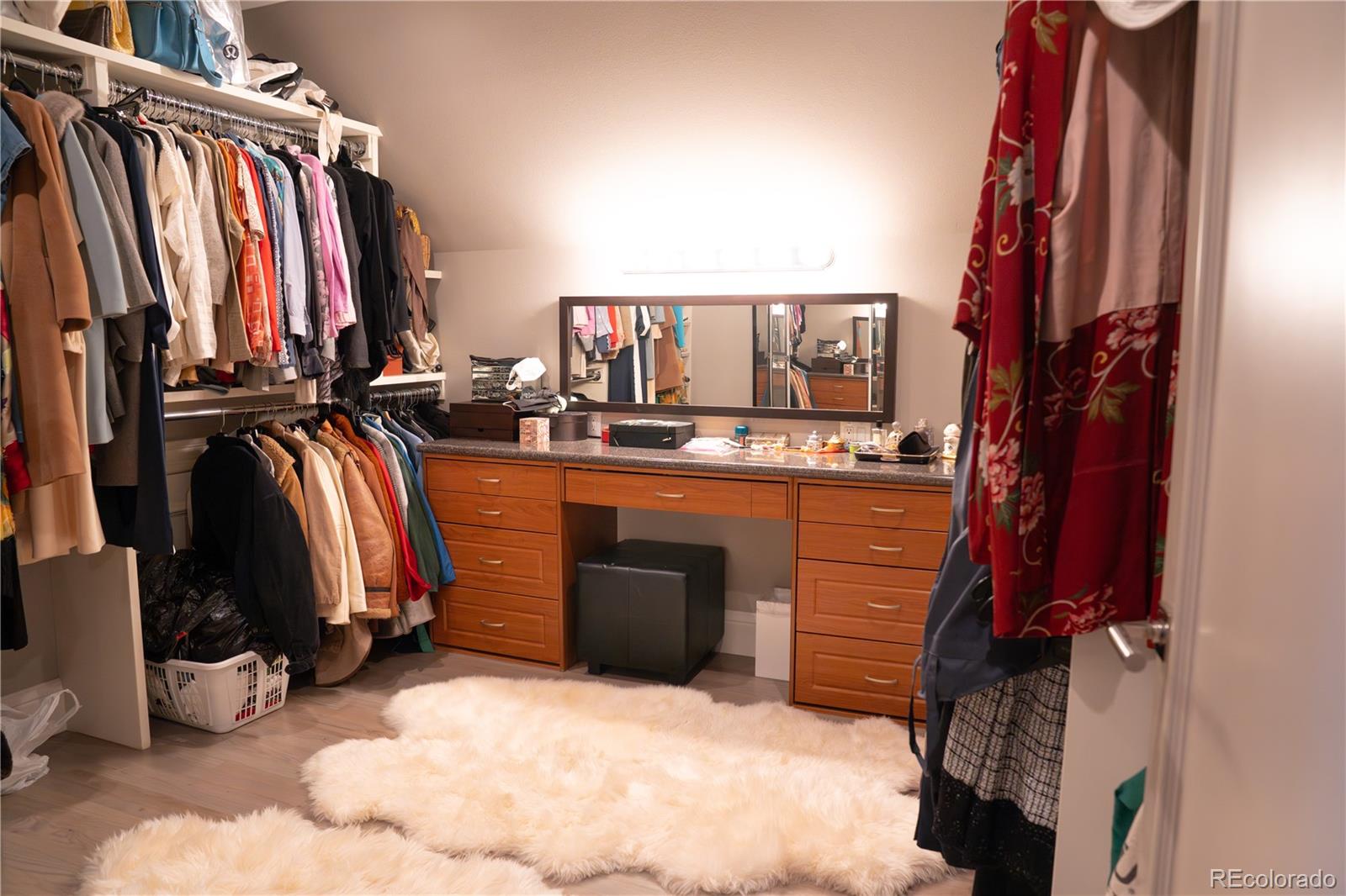 190 S Glencoe Street