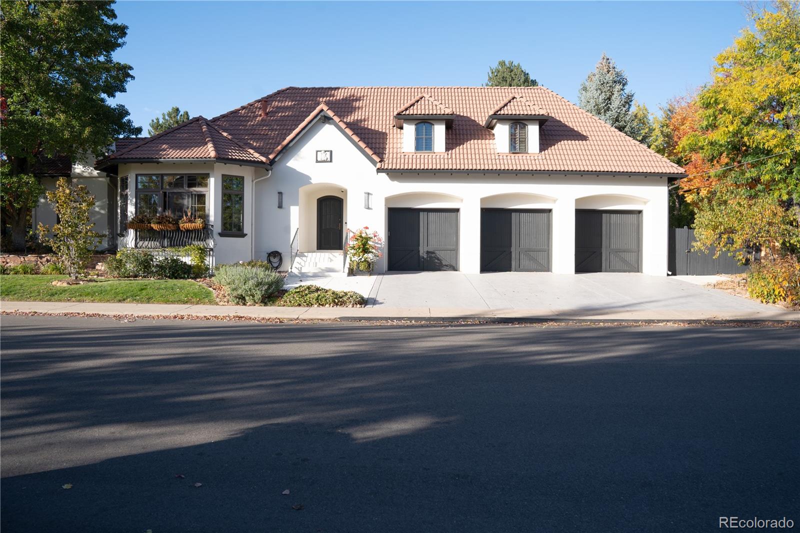 190 S Glencoe Street