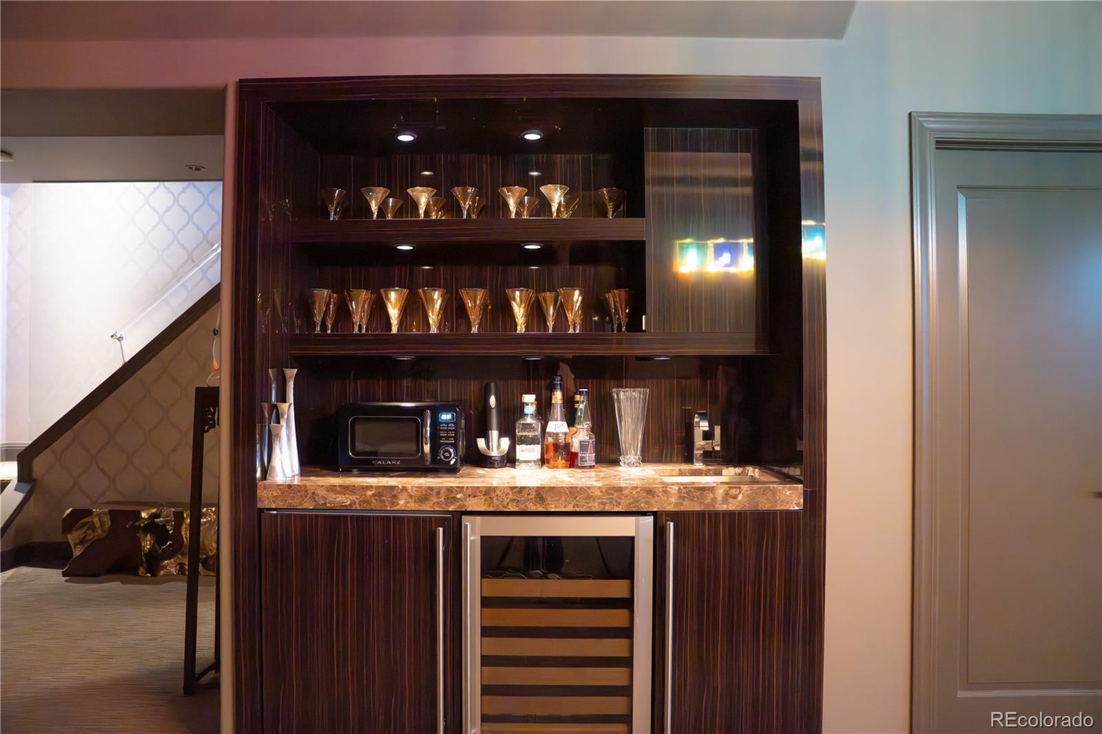 190 S Glencoe Street