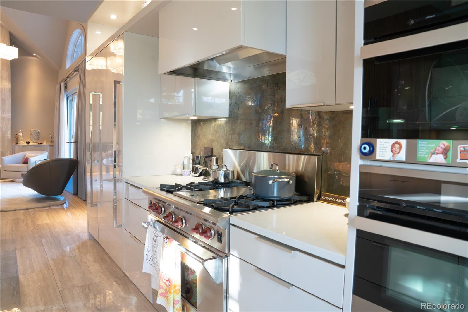 190 S Glencoe Street