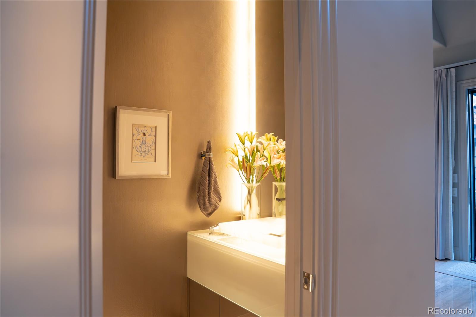 190 S Glencoe Street