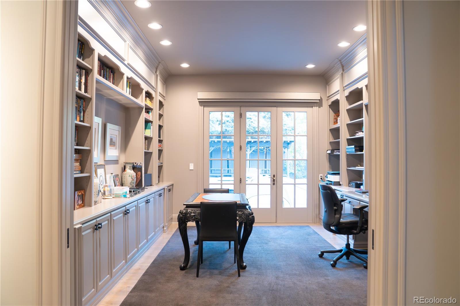 190 S Glencoe Street