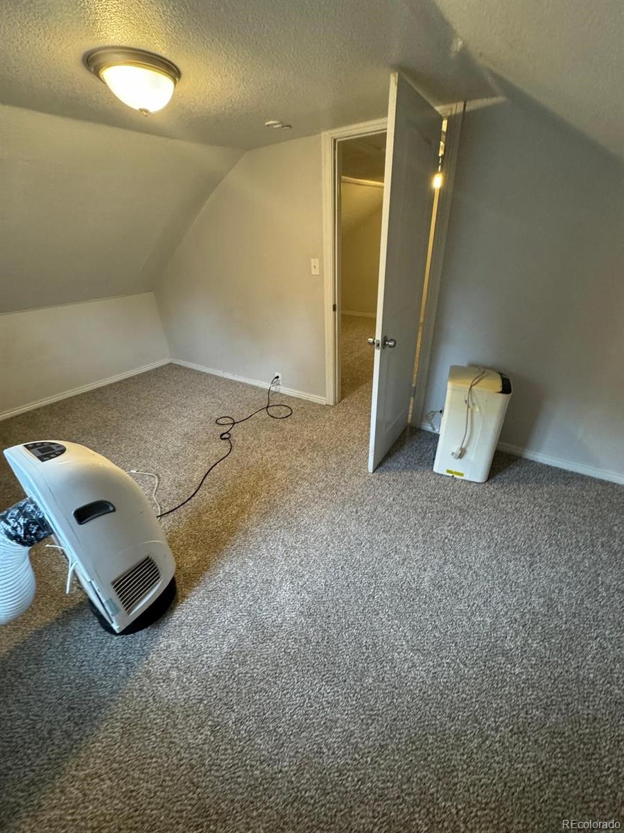 3333 W Center Avenue