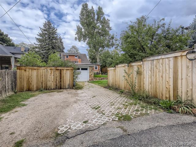 743 9th Street