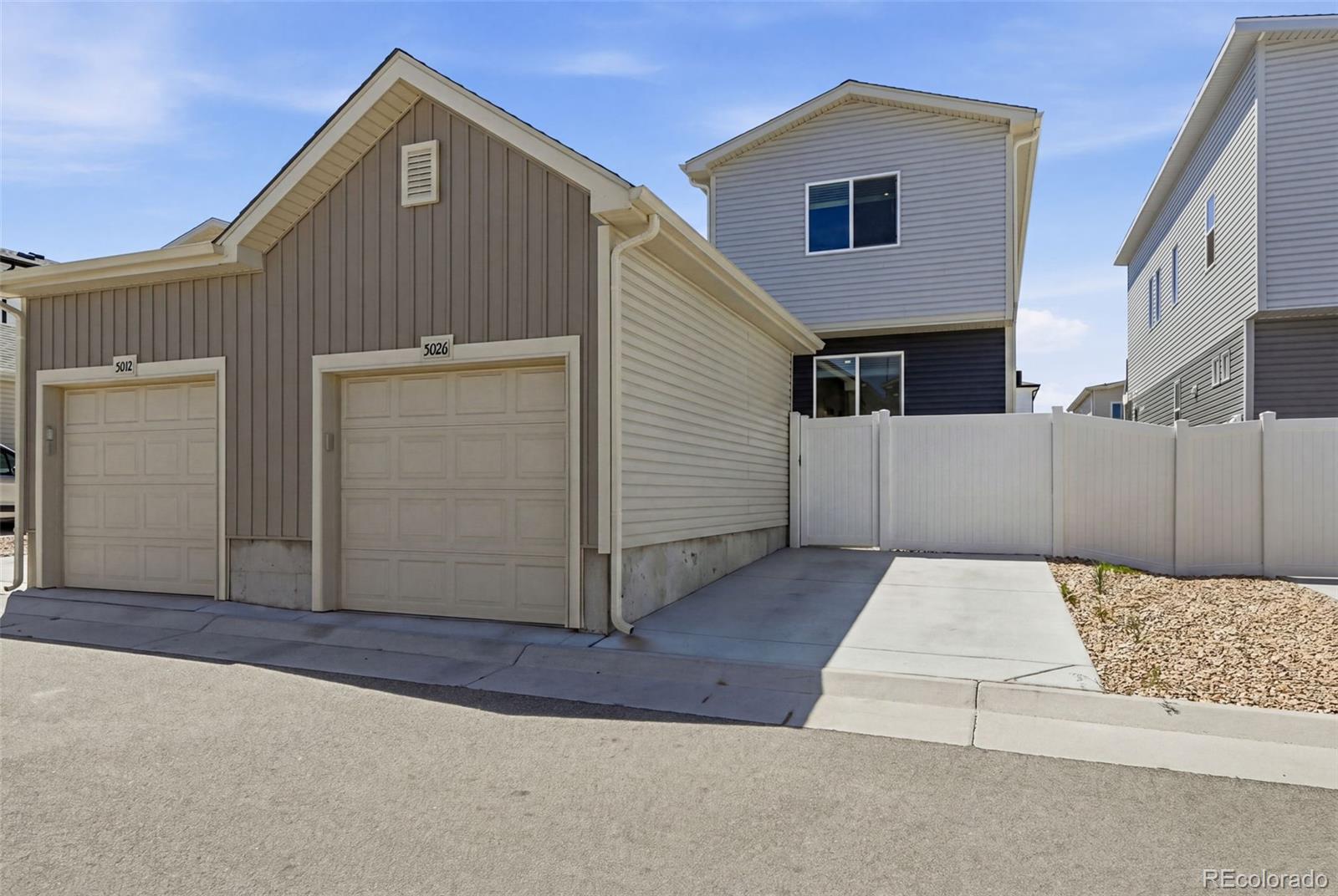 5026 N Walden Way