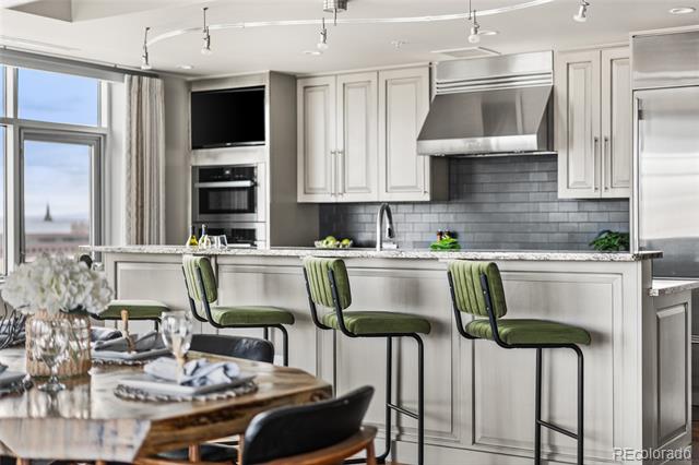 1411 Wynkoop Street Unit: 806