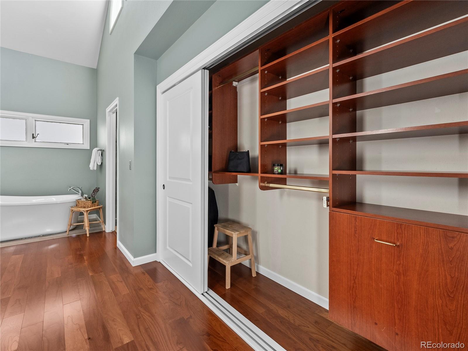 170 S Jackson Street Unit: 116