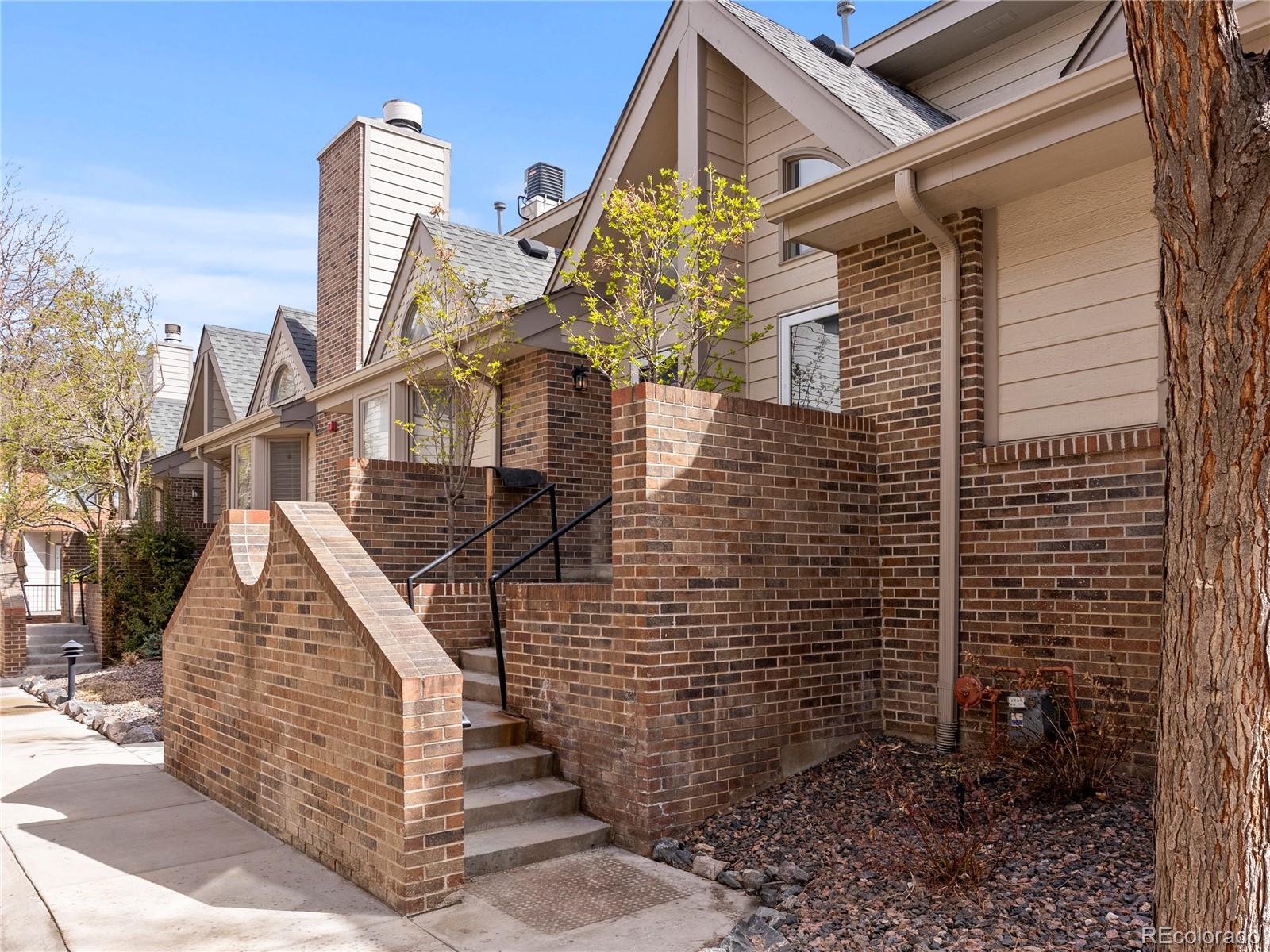 170 S Jackson Street Unit: 116