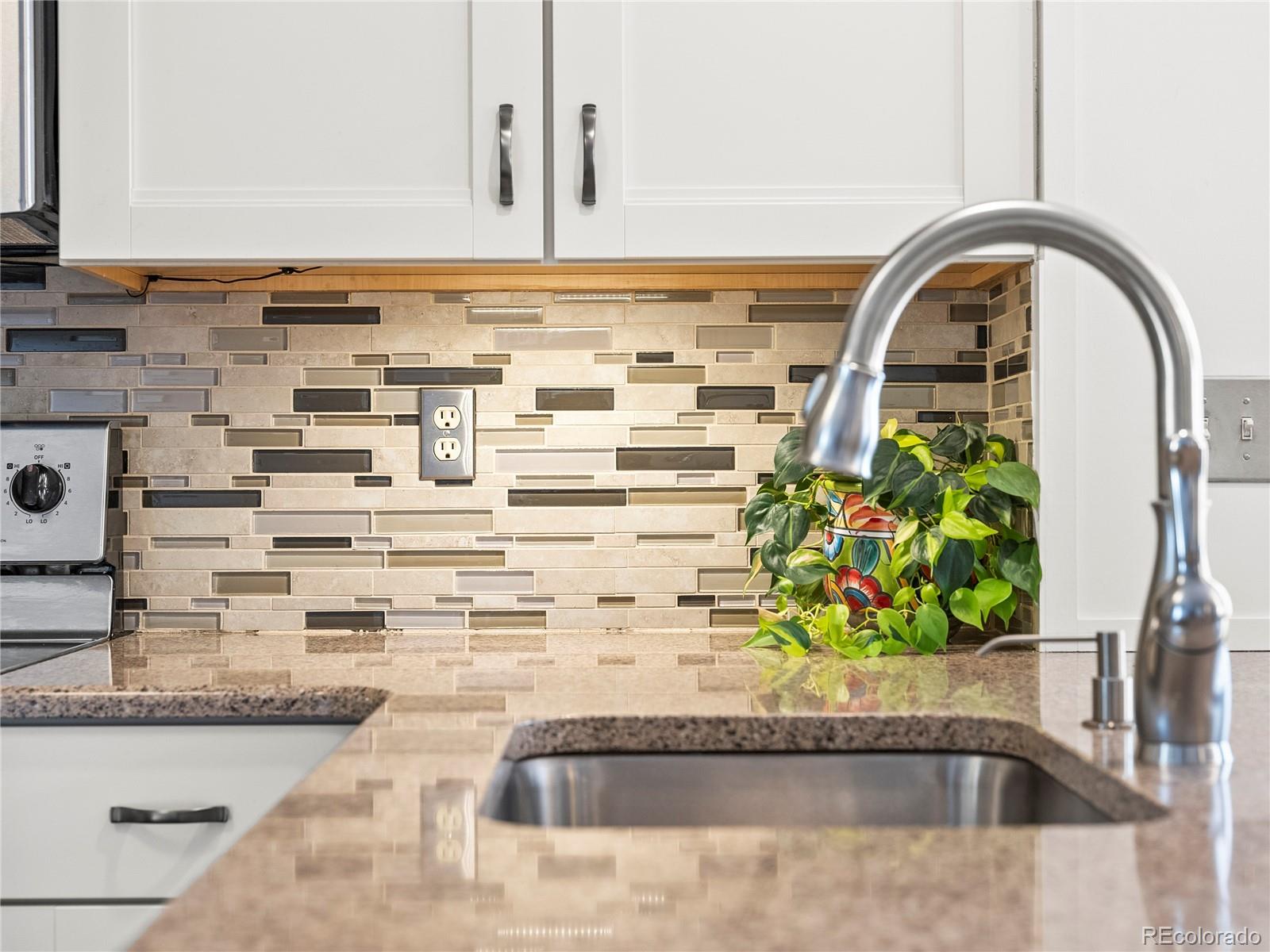 170 S Jackson Street Unit: 116