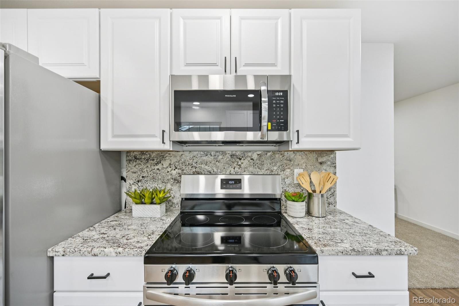 8621 E Yale Ave Unit: F
