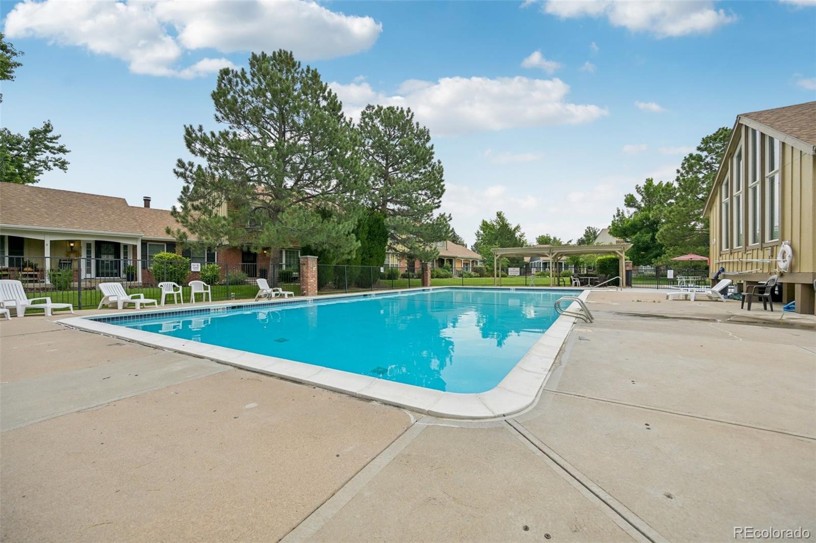 8621 E Yale Ave Unit: F