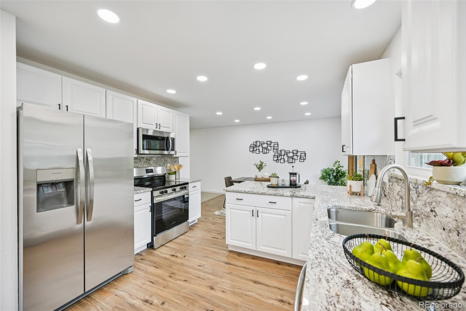 8621 E Yale Ave Unit: F