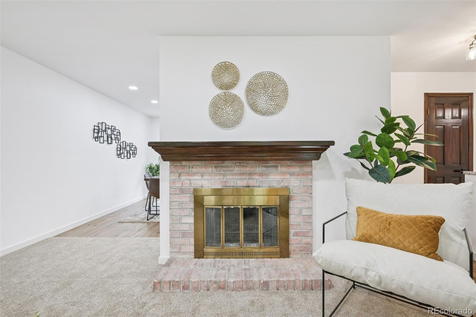 8621 E Yale Ave Unit: F