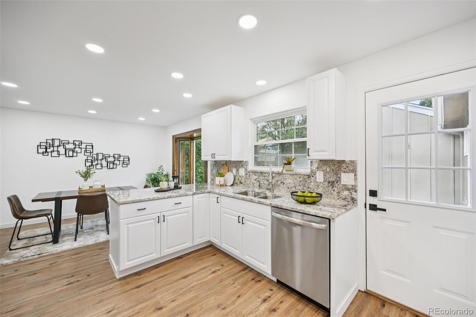 8621 E Yale Ave Unit: F