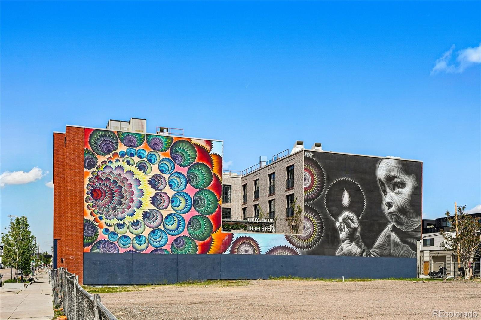 2400 N Broadway Unit: 4