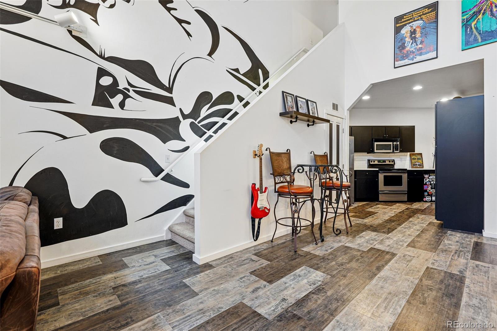 2400 N Broadway Unit: 4