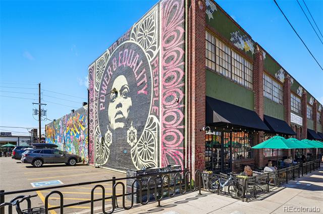 2400 N Broadway Unit: 4