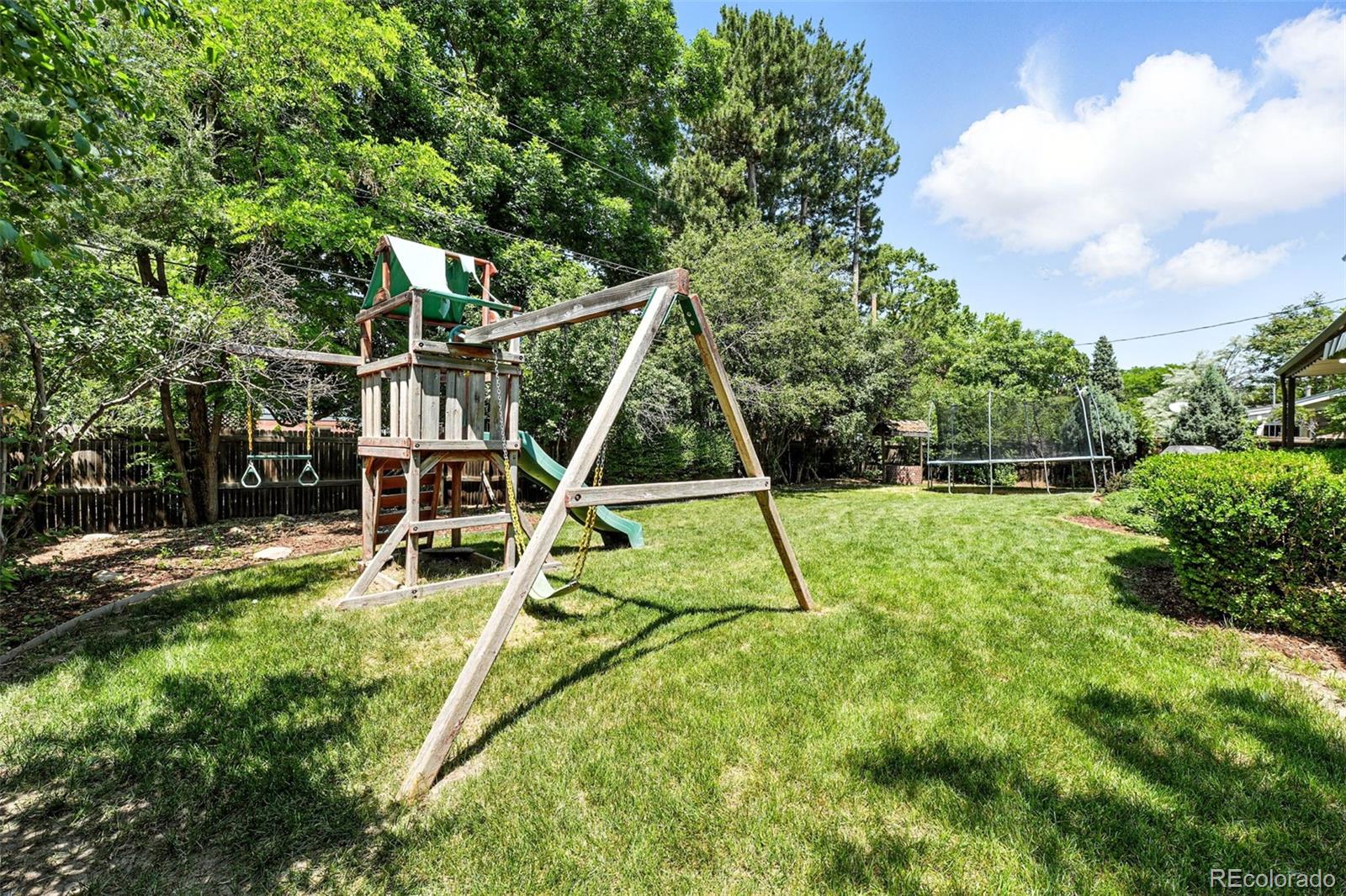 2657 S Linden Court