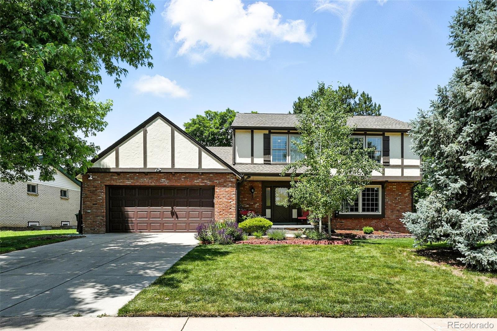 2657 S Linden Court