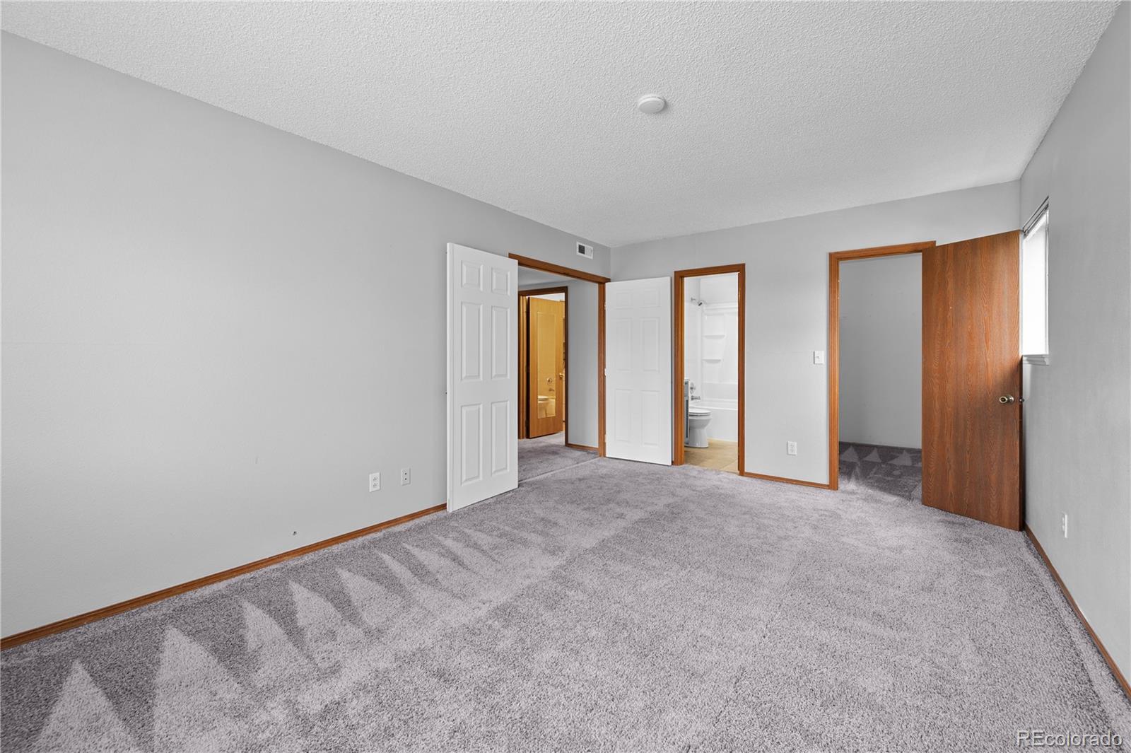 8225 Fairmount Drive Unit: 5-101