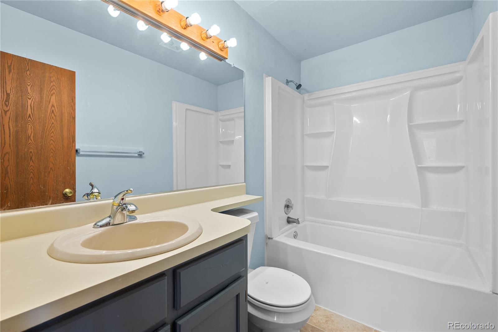 8225 Fairmount Drive Unit: 5-101