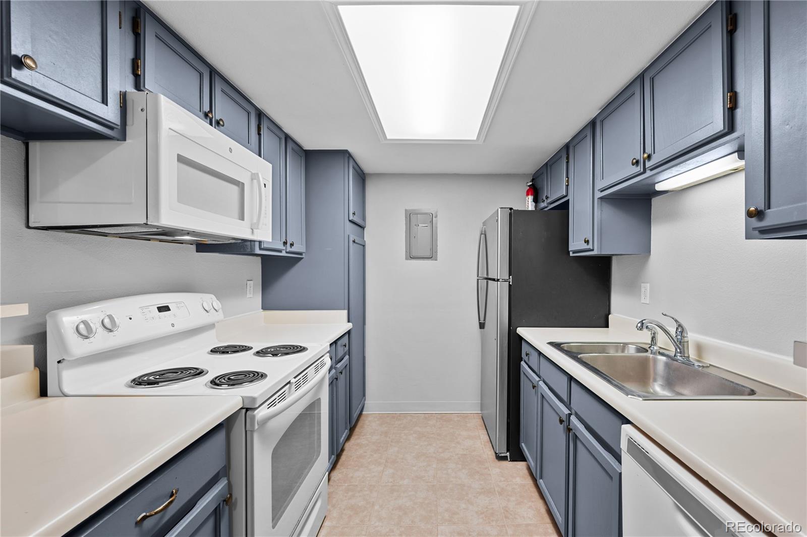 8225 Fairmount Drive Unit: 5-101