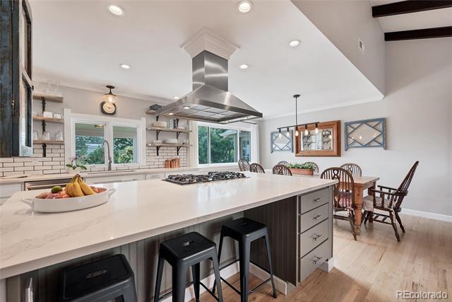 9474 Bay Lane