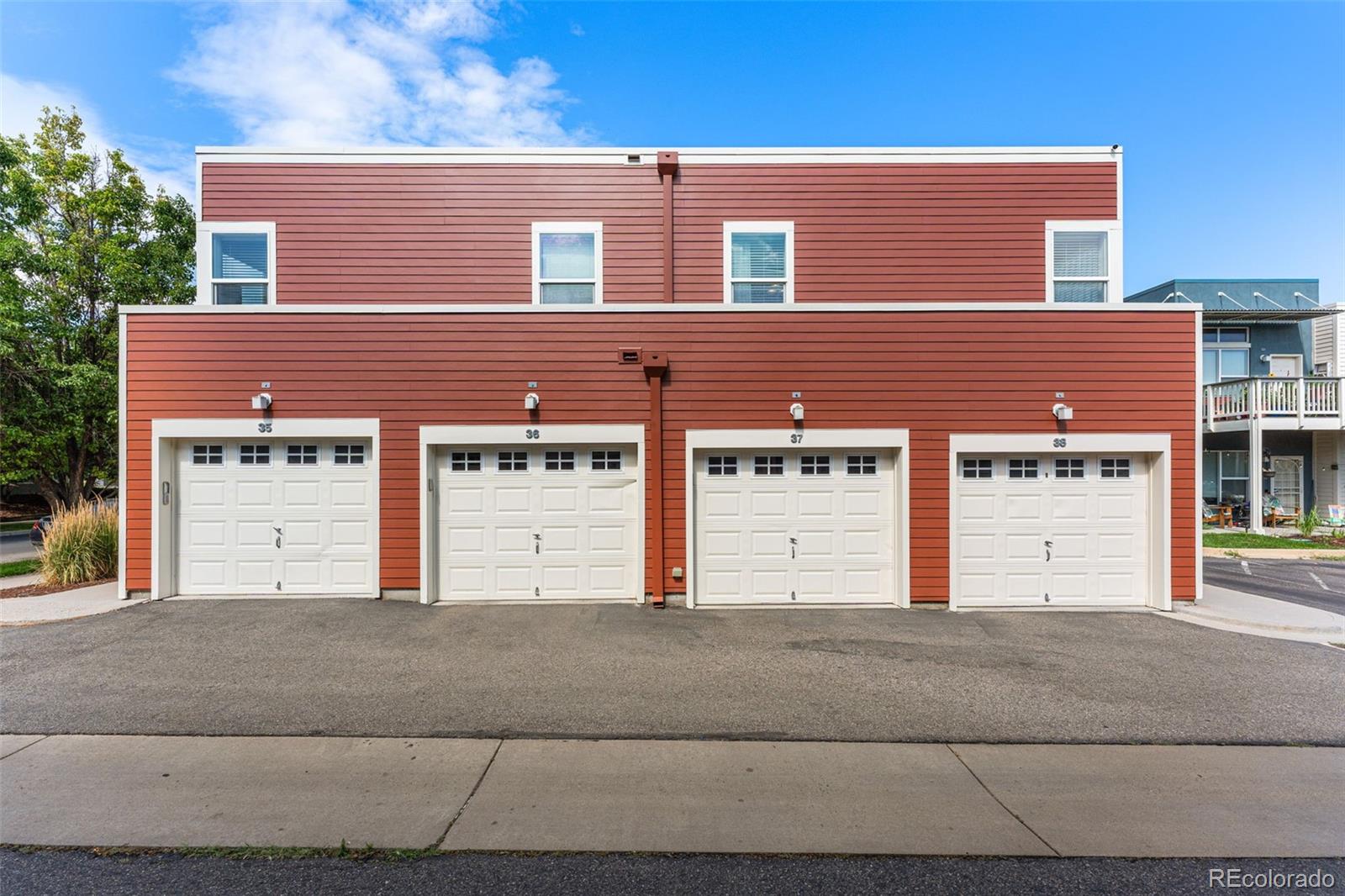 2808 Syracuse Street Unit: 216