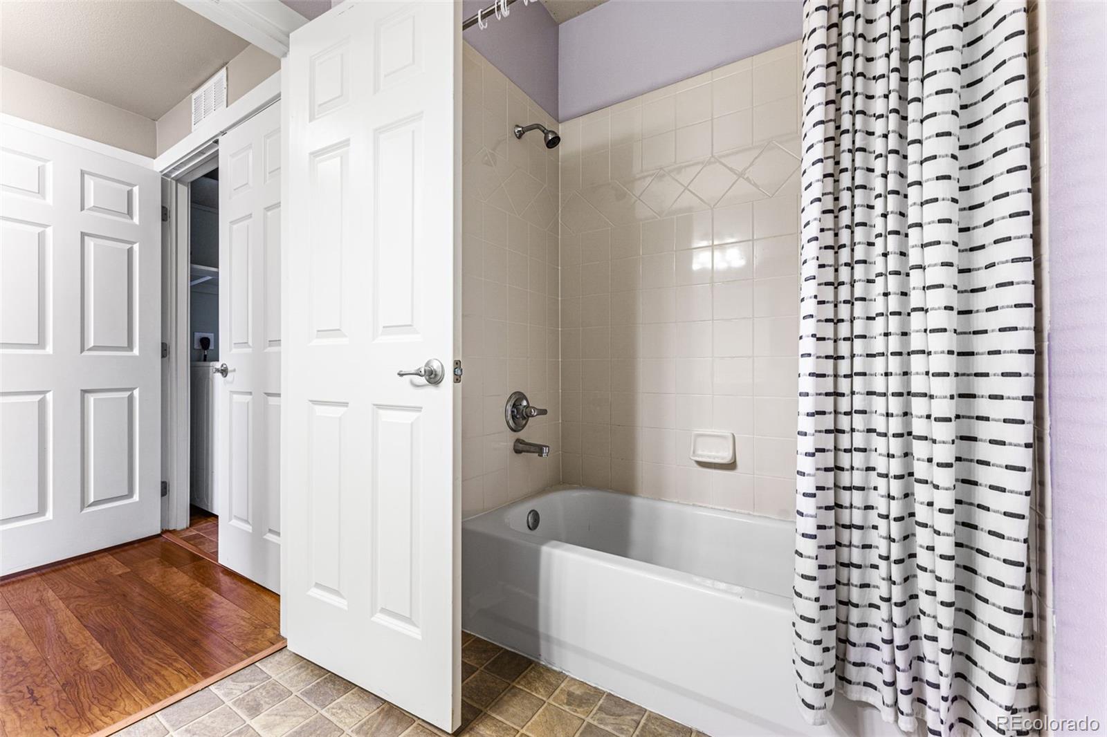 2808 Syracuse Street Unit: 216