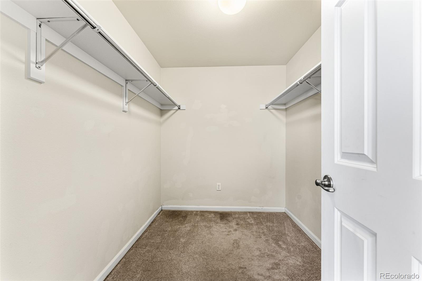 2808 Syracuse Street Unit: 216