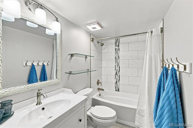 11127 W Wildhorse Peak
