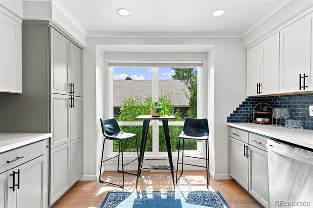 11127 W Wildhorse Peak
