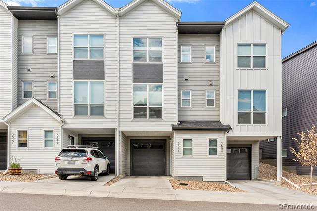 3511 W 63rd Place