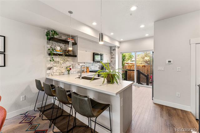 3511 W 63rd Place