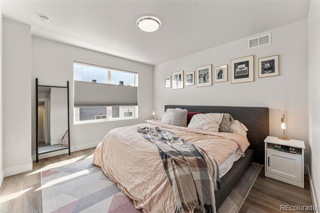 3511 W 63rd Place