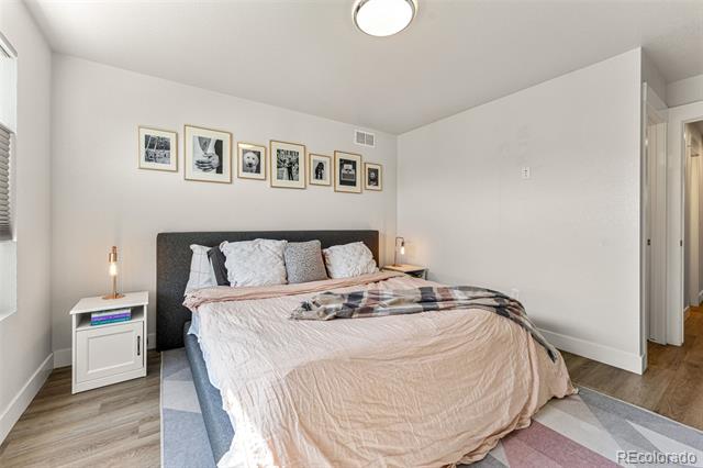 3511 W 63rd Place