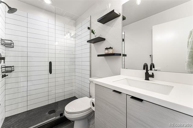 3511 W 63rd Place