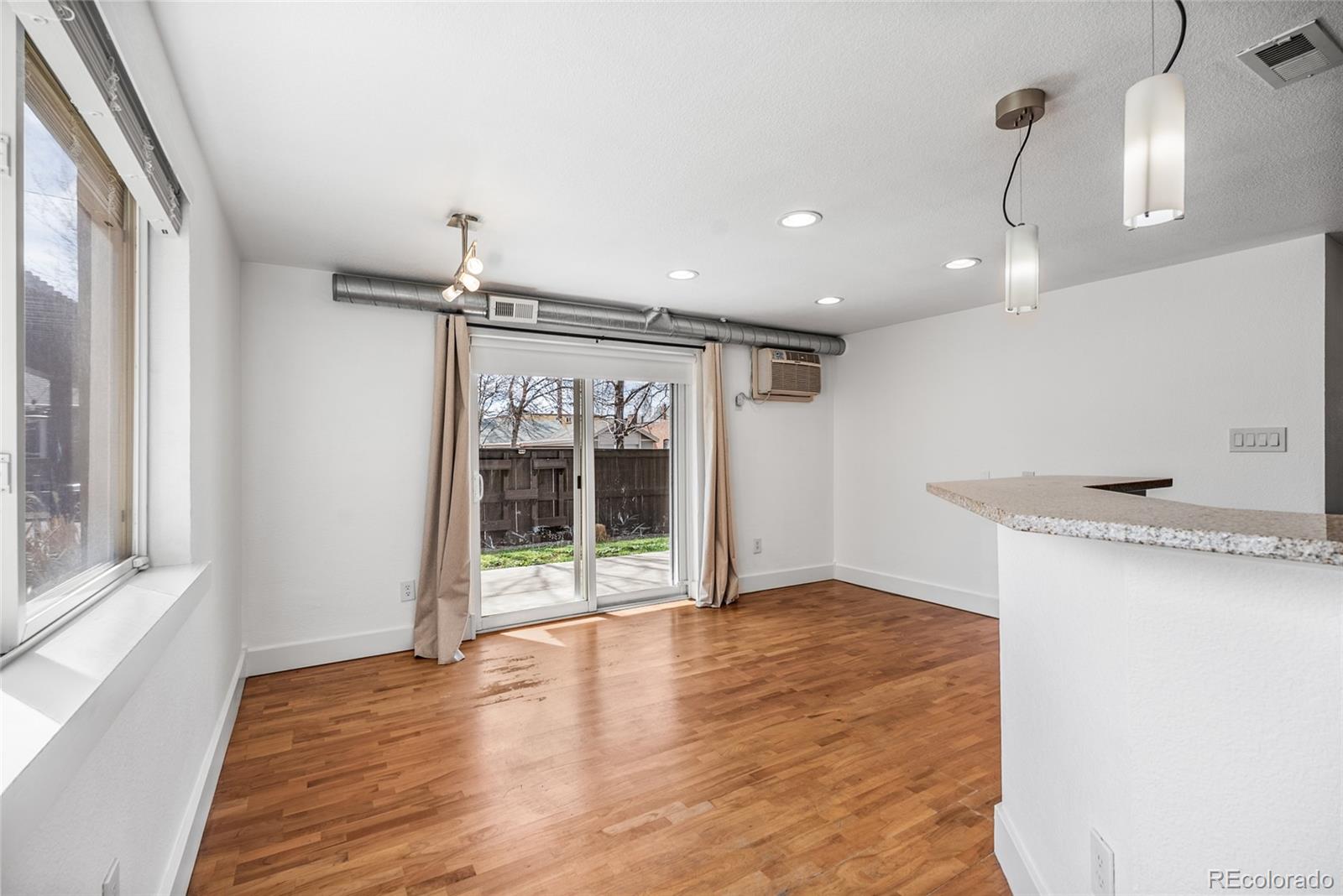 195 S Pennsylvania Street Unit: 107