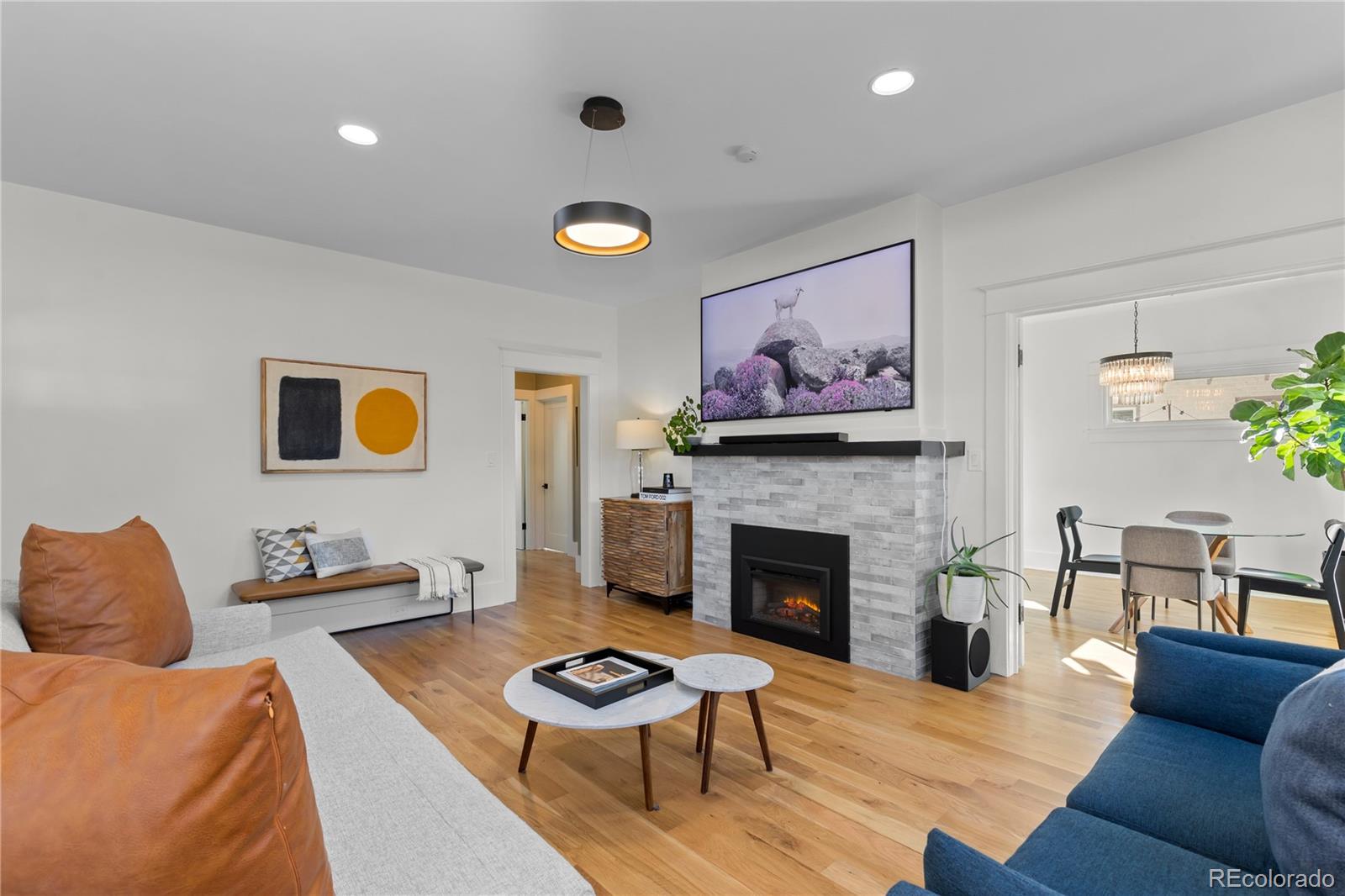 2289 N Glencoe Street