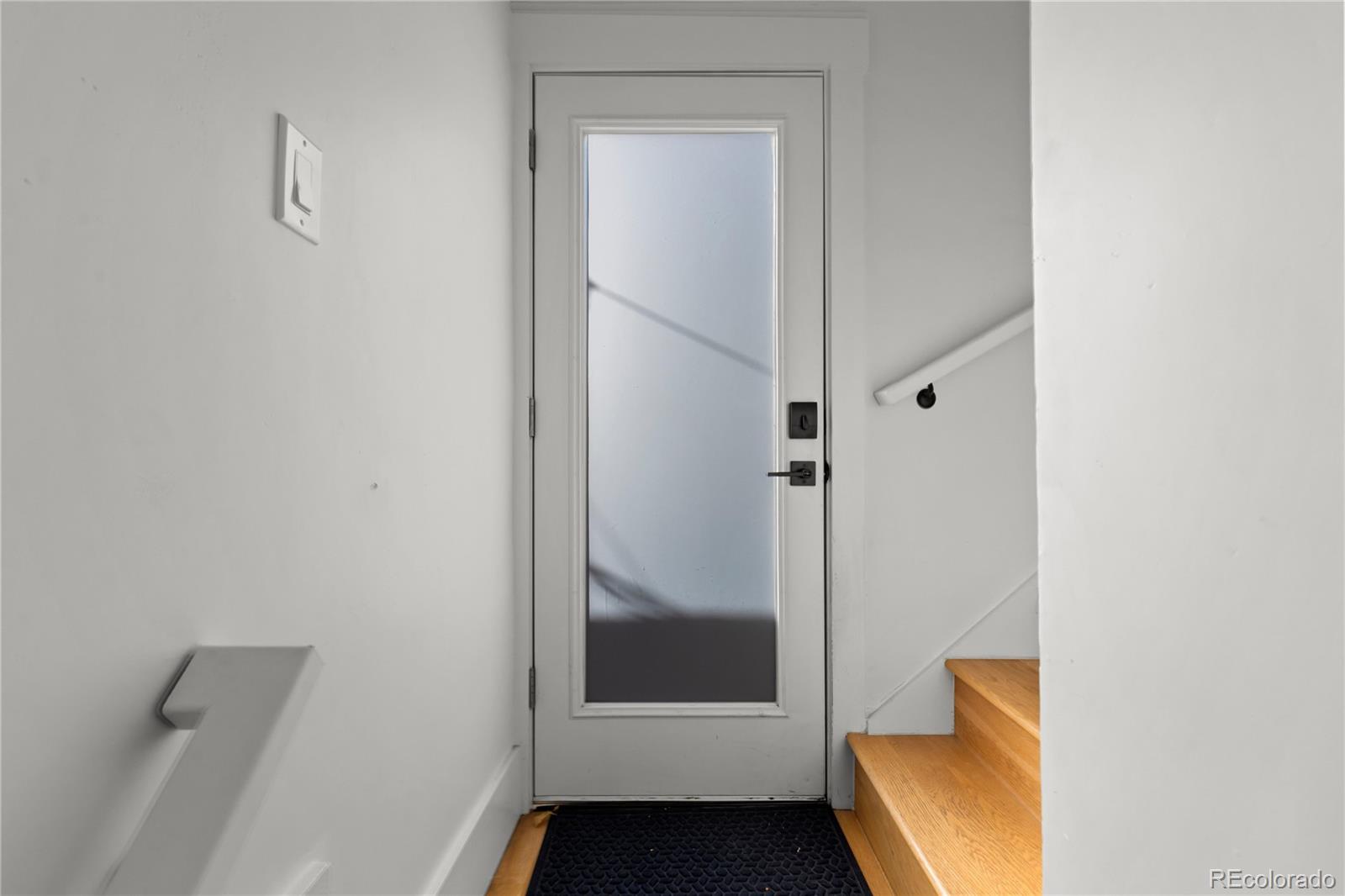 2289 N Glencoe Street