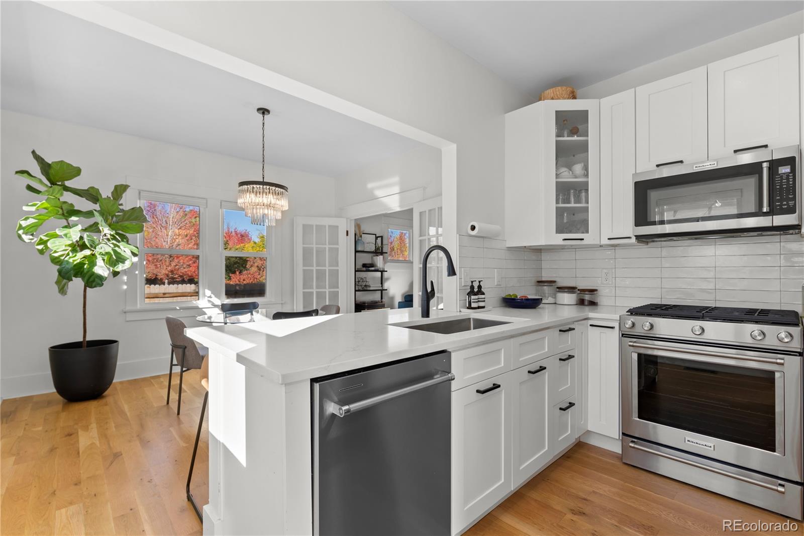 2289 N Glencoe Street