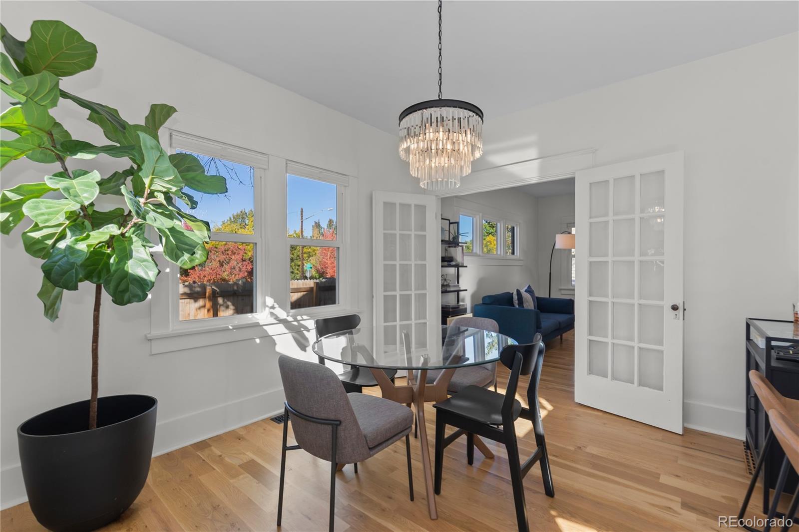 2289 N Glencoe Street