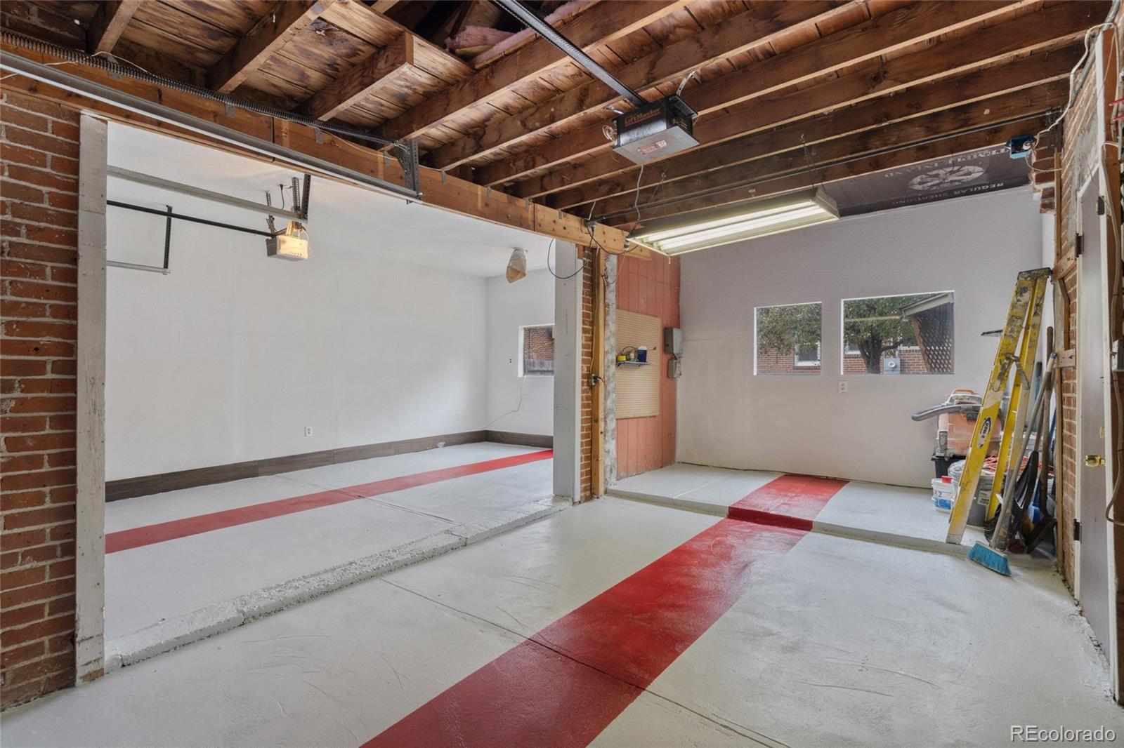 3334 N Madison Street