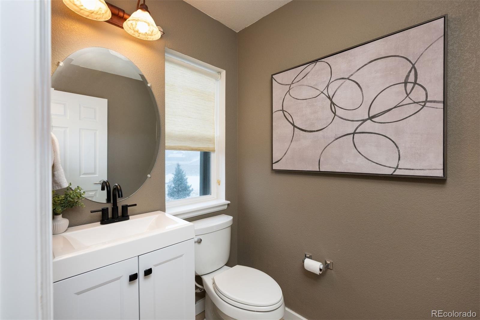 3935 Nordland Trail