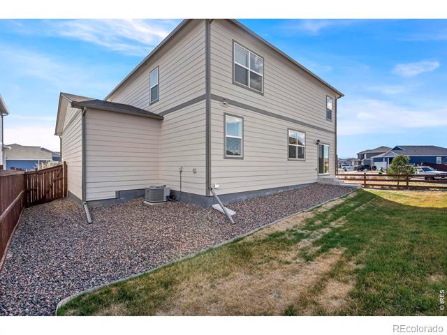 2555 Siskin Way