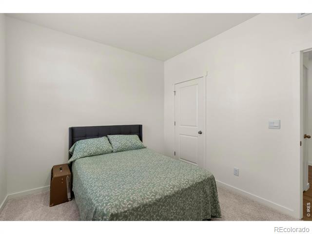 2555 Siskin Way