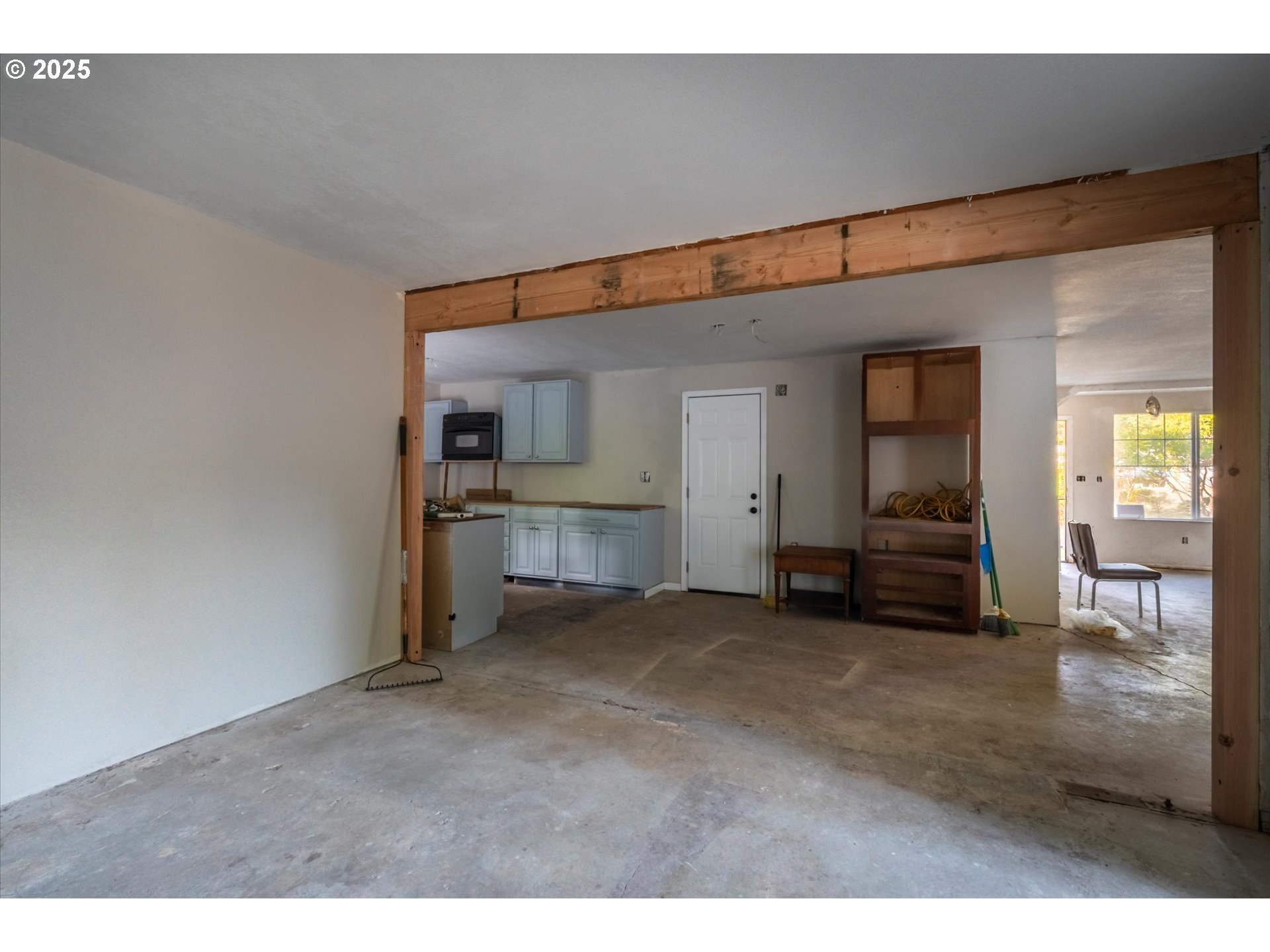3292 MUNSEL LAKE RD