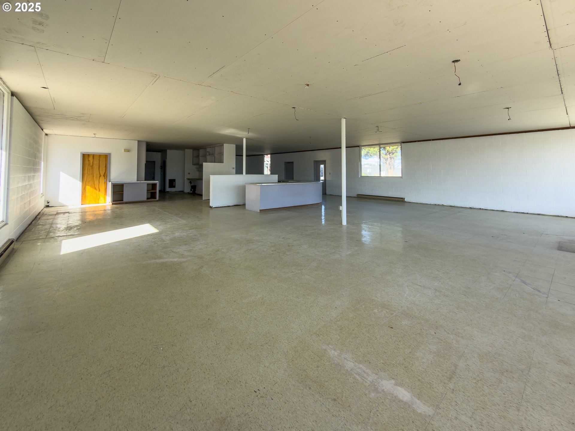 1092 ALABAMA AVE SE, Bandon