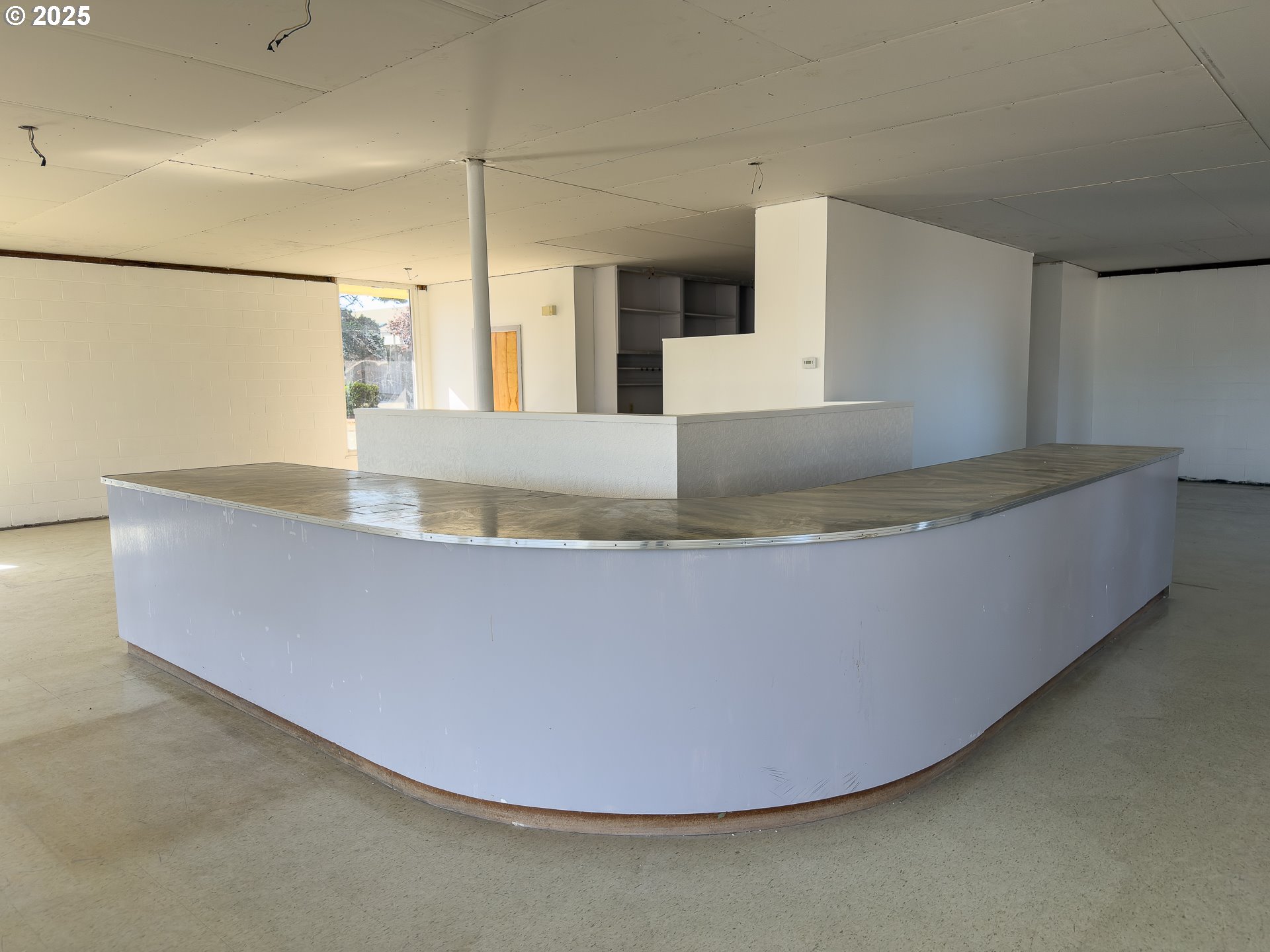 1092 ALABAMA AVE SE, Bandon